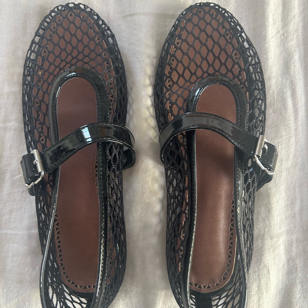 Elegant Black Mesh Women's Shoes
